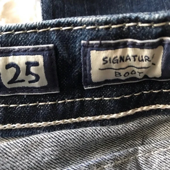 Miss Me Jeans Size 25 - Picture 4 of 8